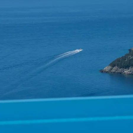 Villa Eione-thaleia *