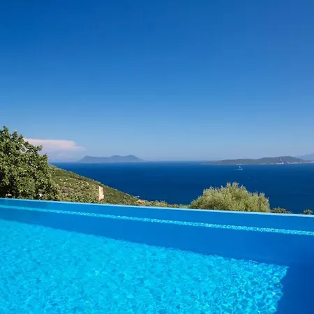 Eione-thaleia Villa *