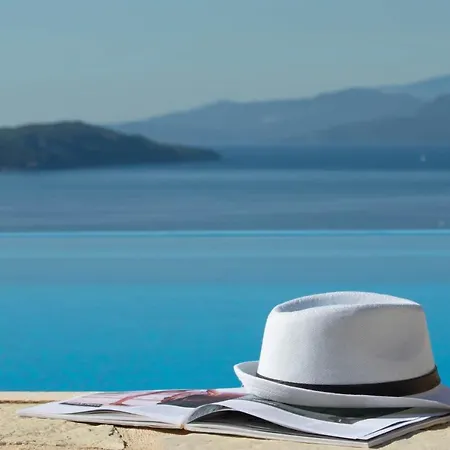 Eione-thaleia Villa *