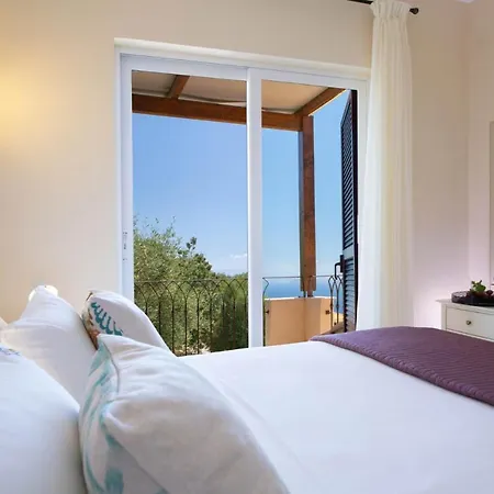 Eione-thaleia Sivota (Lefkada)