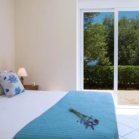 Eione-thaleia Sivota (Lefkada)